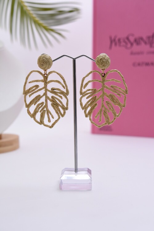 Σκουλαρίκια κρεμαστά πλεκτά ψάθινα - ΕΚΡΟΥ